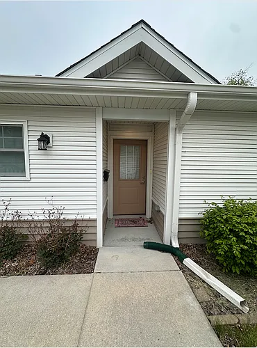 920 Northampton St Photo 1