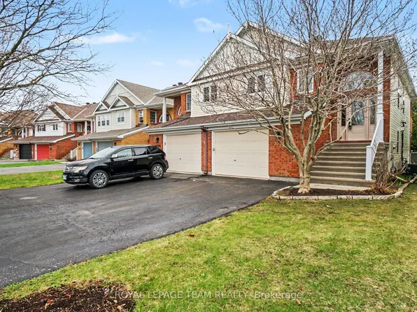1598 Lisbon St, Ottawa, ON K4A 4C3