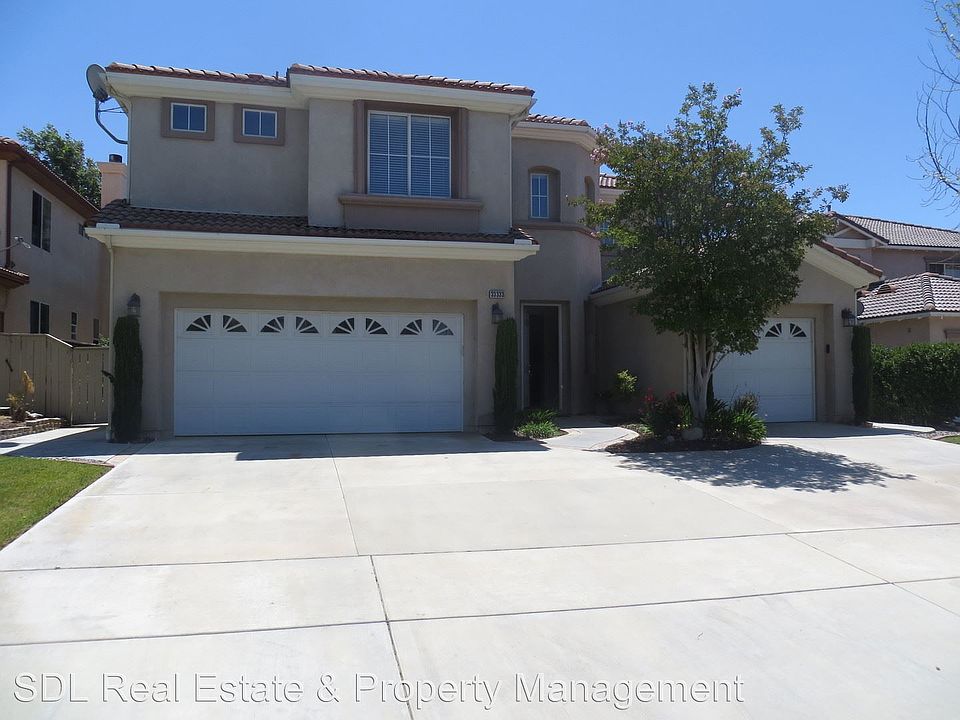 1st image of 33333 Barrington Dr