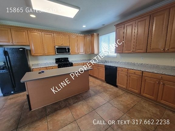 4th image of 15865 Gateshead Dr