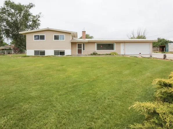2411 Sunset Dr, Ontario, OR 97914