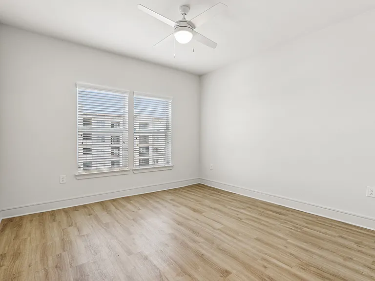 Sopra Luxury Living — Photo 105