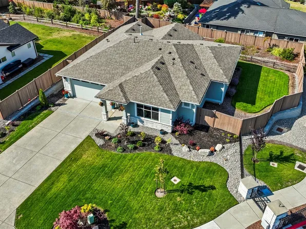 7598 Sandin Lane, Gig Harbor, WA 98335