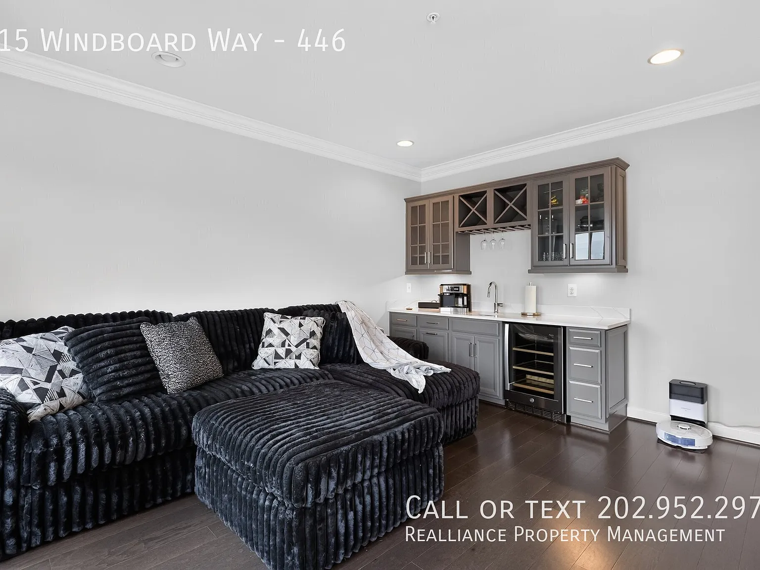 Luxury 4-Bedroom Home in National Harbor 515 Windboard Way — Photo 2