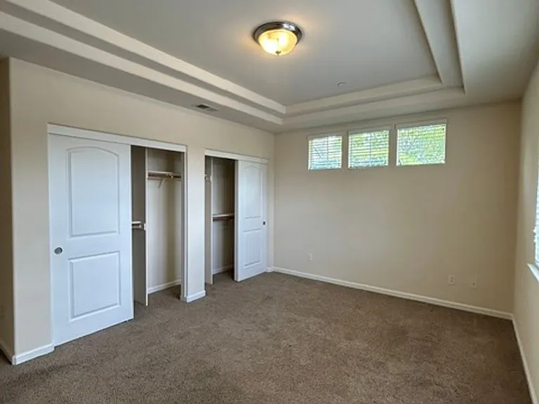 1217 Jennings Ave — Photo 7