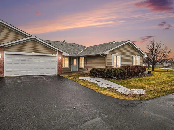 25555 Park Ln, Shorewood, MN 55331