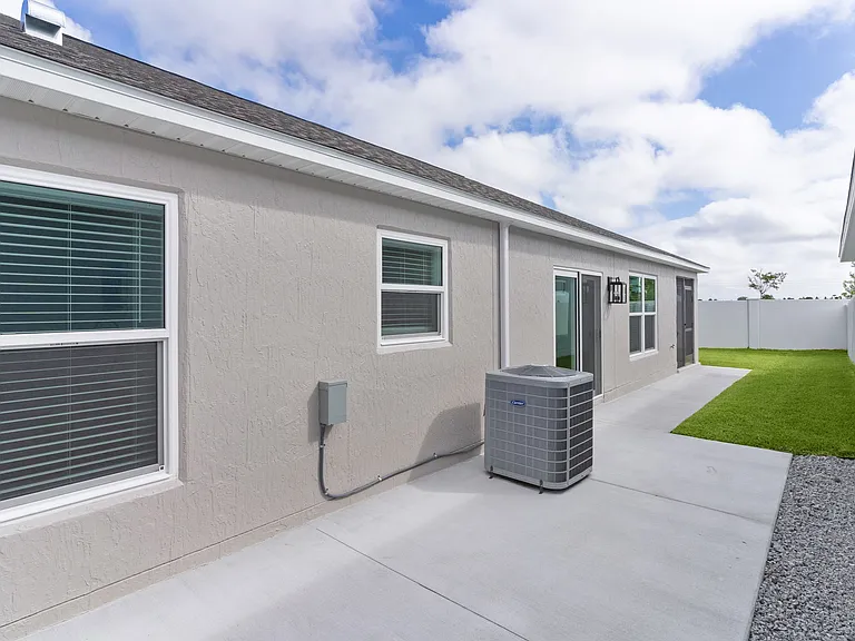 1047 Justin Mills Ct — Photo 32