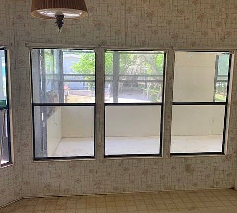 3rd image of 101 Maple Hill Dr #263