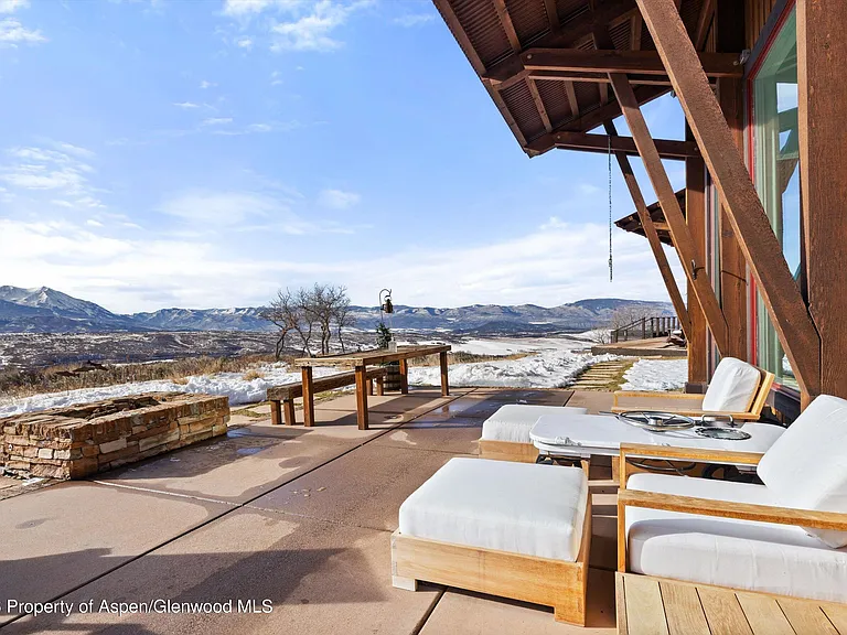 2103 Ten Peaks Mesa Rd — Photo 18
