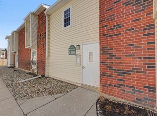 1203 Wyndham Ct APT 105, Palatine, IL 60074