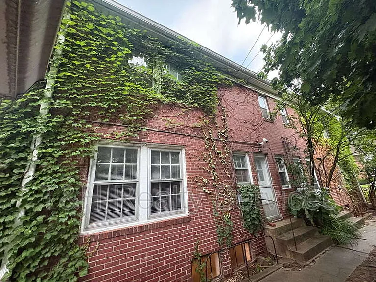 6061 N Park Ave — Photo 20