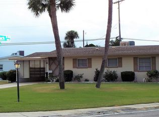 1102 N Pebble Beach Blvd, Sun City Center, FL 33573