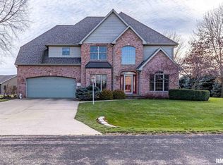 13808 N Wild Spruce Ln, Chillicothe, IL 61523