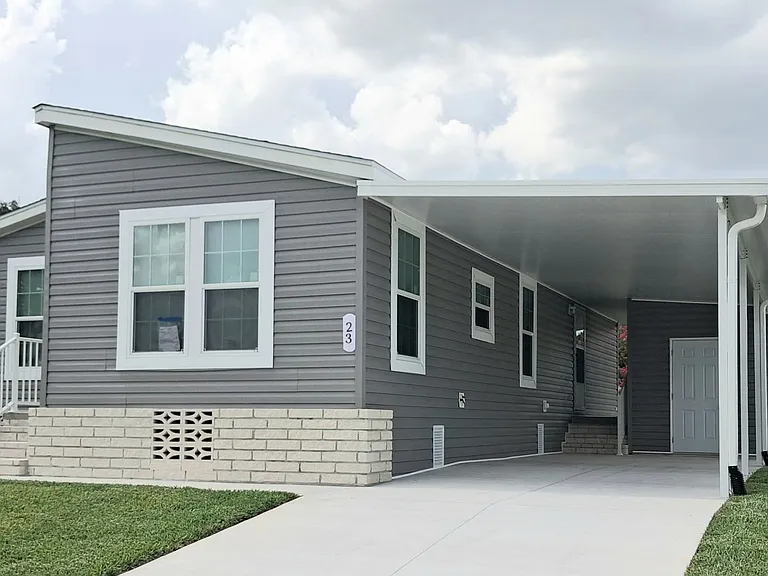 2425 Harden Blvd #23 — Photo 10
