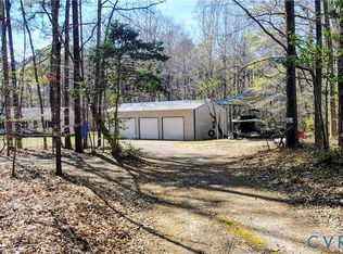 9514 Squirrel Level Rd, Petersburg, VA 23803
