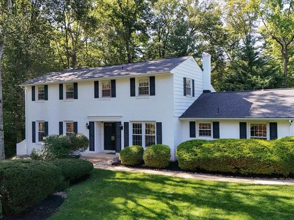 12 Broadbent Rd, Wilmington, DE 19810