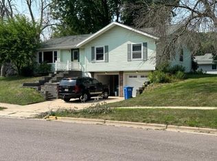 638 Madison Ave, Baraboo, WI 53913