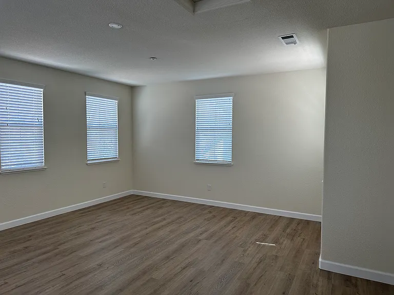 1796 Anastasia Dr — Photo 12