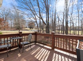105 Brown Dr, Burns, TN 37029