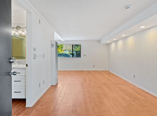2101 Glenneyre St APT E, Laguna Beach, CA 92651