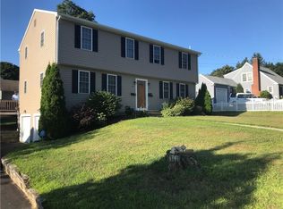 22 Peters Ln, West Warwick, RI 02893