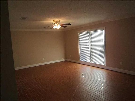 2nd image of 477 Brookmeade Dr