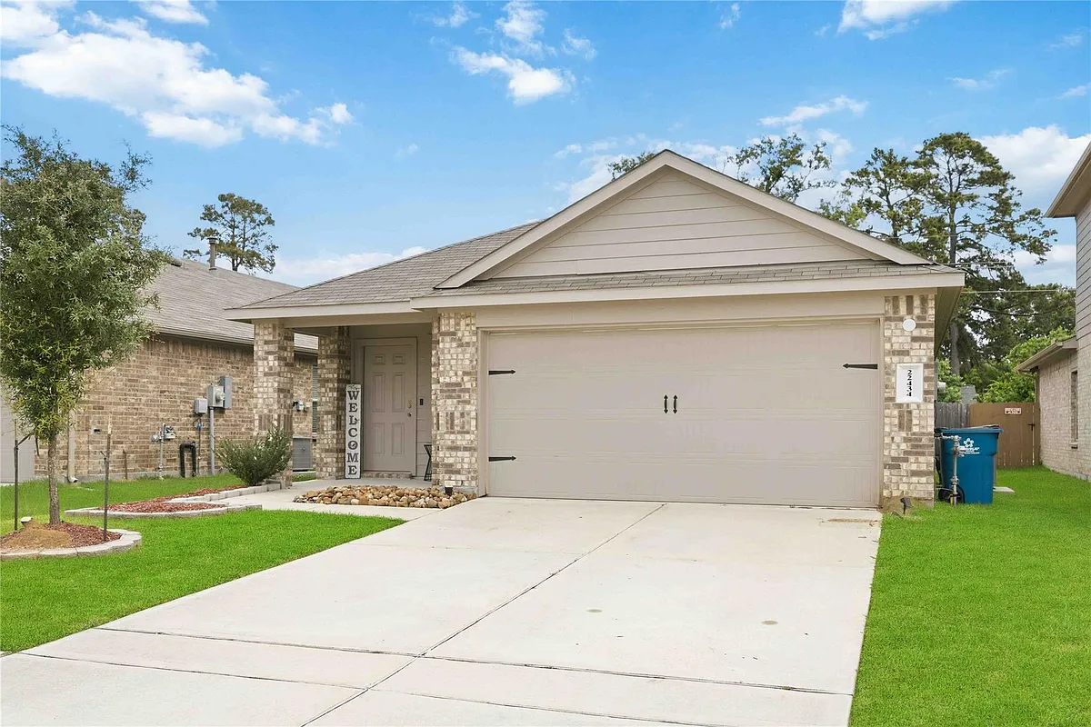 Building Photo - 22434 Forest Gorge Ln
