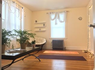 242 Freeman St #101, Brookline, MA 02446