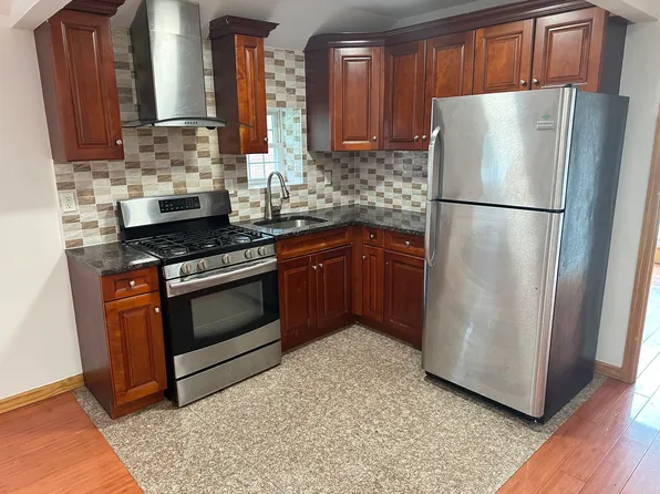 40-15 191st St Unit 3, Flushing, NY 11358