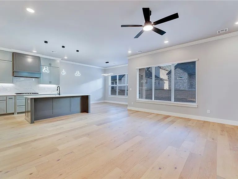 1851 Lotus Rd — Photo 4