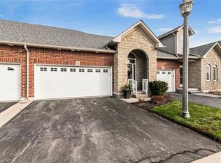 13 Mulligan Trl, Hamilton, ON L9B 0A4