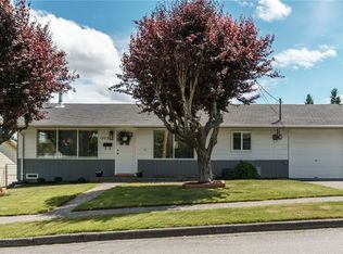 1803 24th St, Anacortes, WA 98221