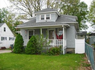 178 Andrews Ave, West Warwick, RI 02893