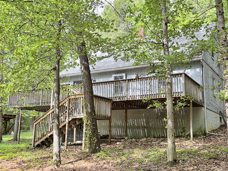 2nd image of 1737 Barns Ln