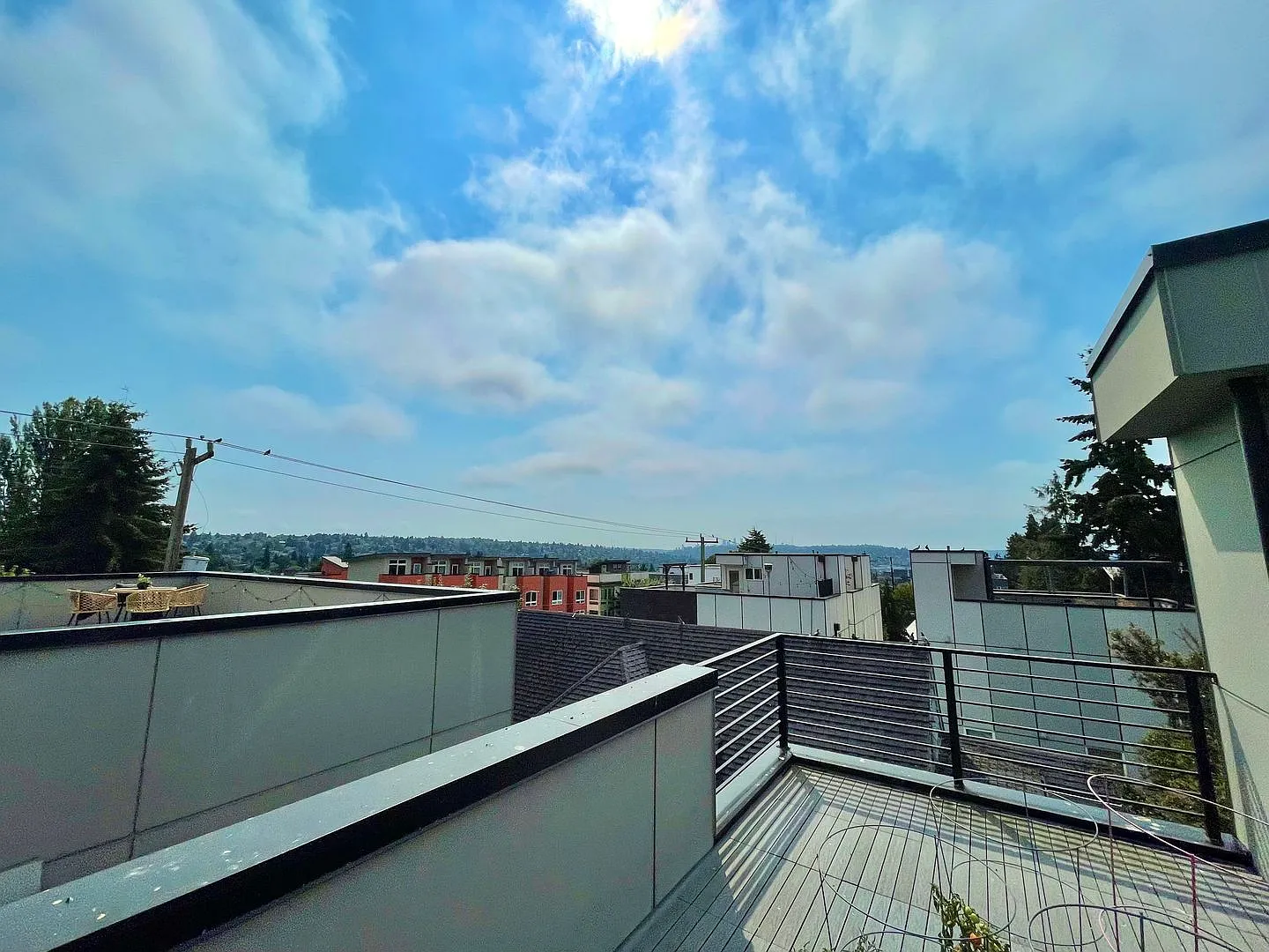 Sophisticated 3 Bedroom Townhome — Photo 1