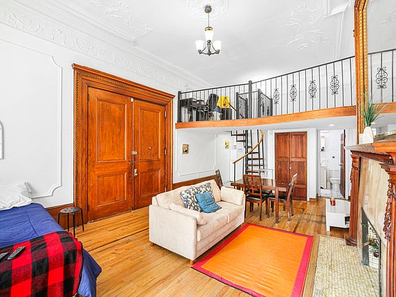4th image of 45 W 86th St #3