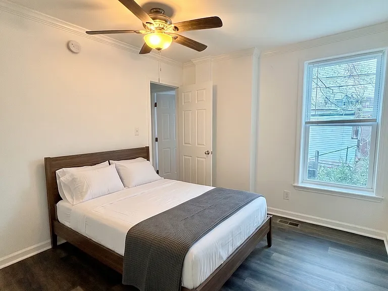 5023 Tacoma St — Photo 12