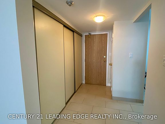 5th image of 175 Bamburgh Cir #805