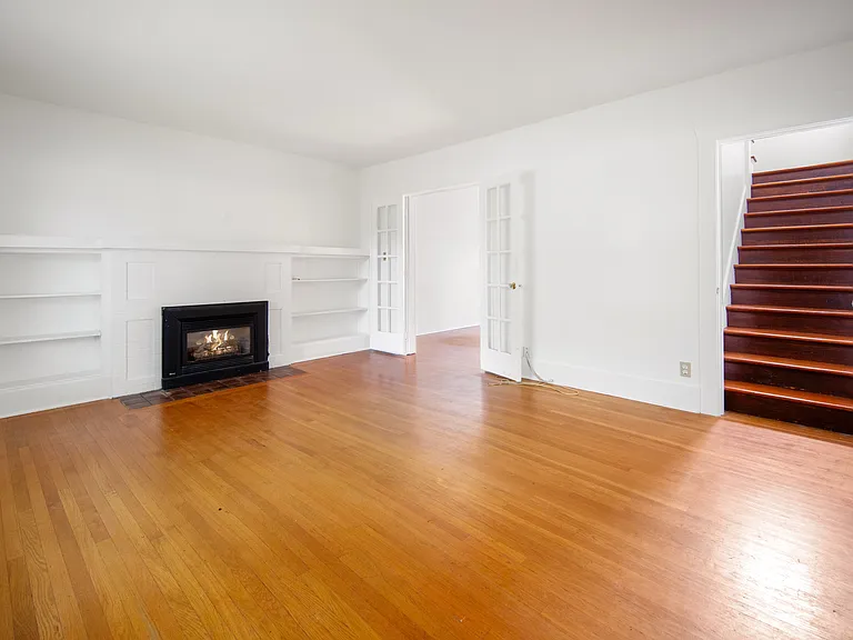 209 W Blaine St — Photo 3