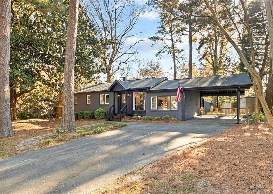 1st image of 1333 Victor Rd NE