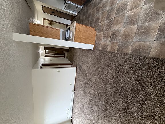 5th image of 2909 Ohio St #6