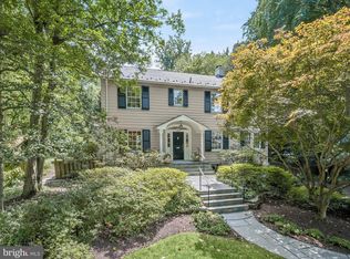 4822 Cumberland Ave, Chevy Chase, MD 20815