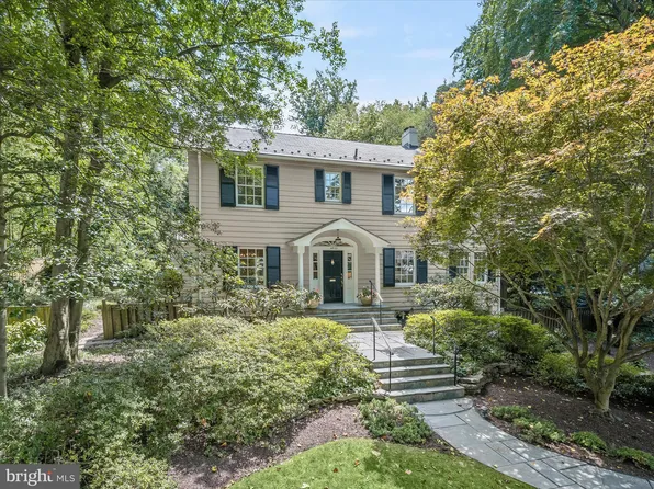4822 Cumberland Ave, Chevy Chase, MD 20815