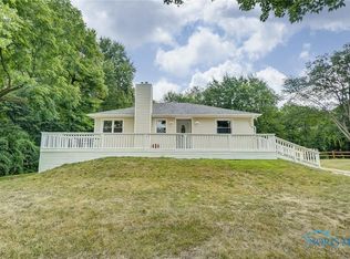 5918 Cushman Rd, Sylvania, OH 43560