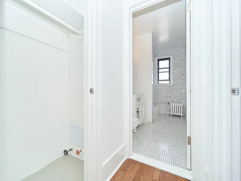 600 W 111th St #12B2 — Photo 13