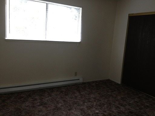 2nd image of 2705 Akard Ave APT 06