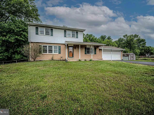 908 Clydesdale Dr, Bear, DE 19701