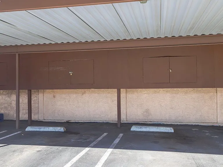 Monte Vista Apartments — Photo 38