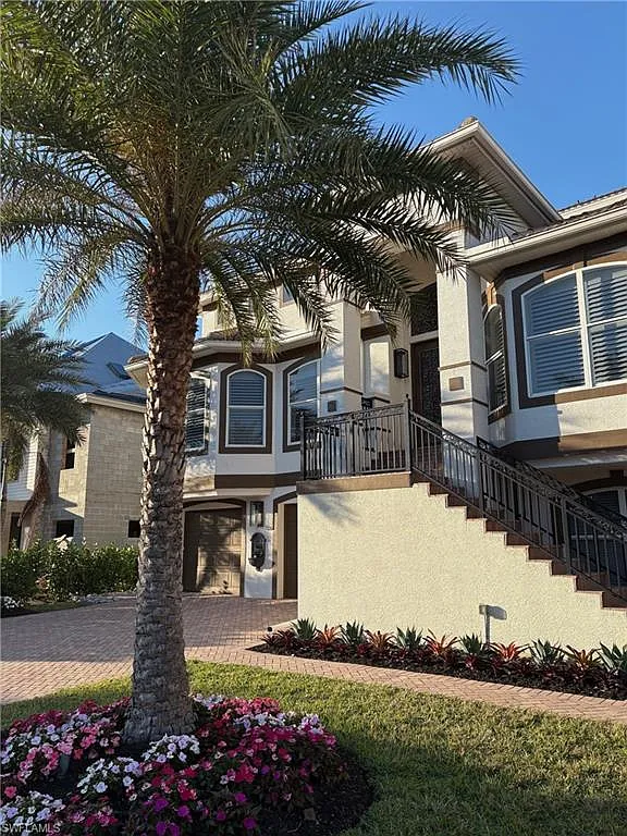 3 bed, 4.0 bath, 3395 sqft, $36,000 — Photo 1