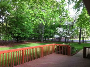 65 Hillcrest Rd, Watchung, NJ 07069